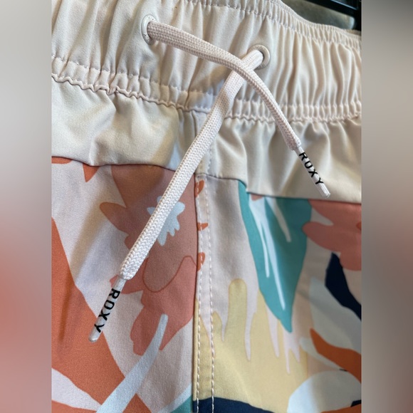 NWOT Roxy Sport Drawstring Shorts - Picture 4 of 7